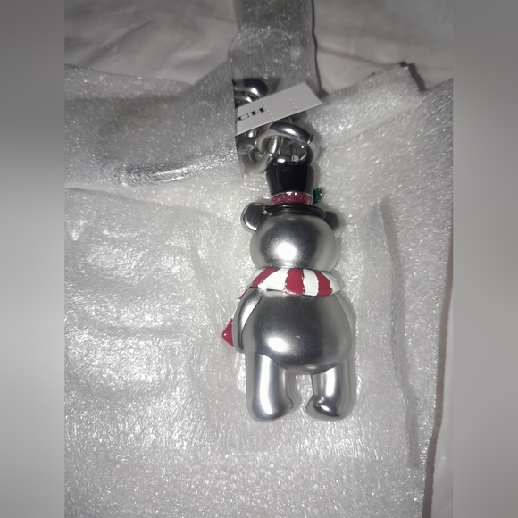 COACH Snowmen 3D Bear Tote Charm/Keyring With Dog Clip NWT ⛄️… - Picture 6 of 10